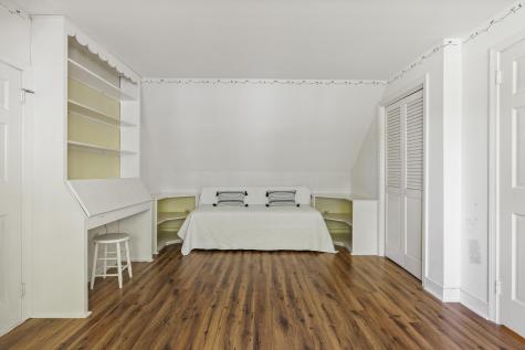 22 Sunset Way Brunswick ME 04011