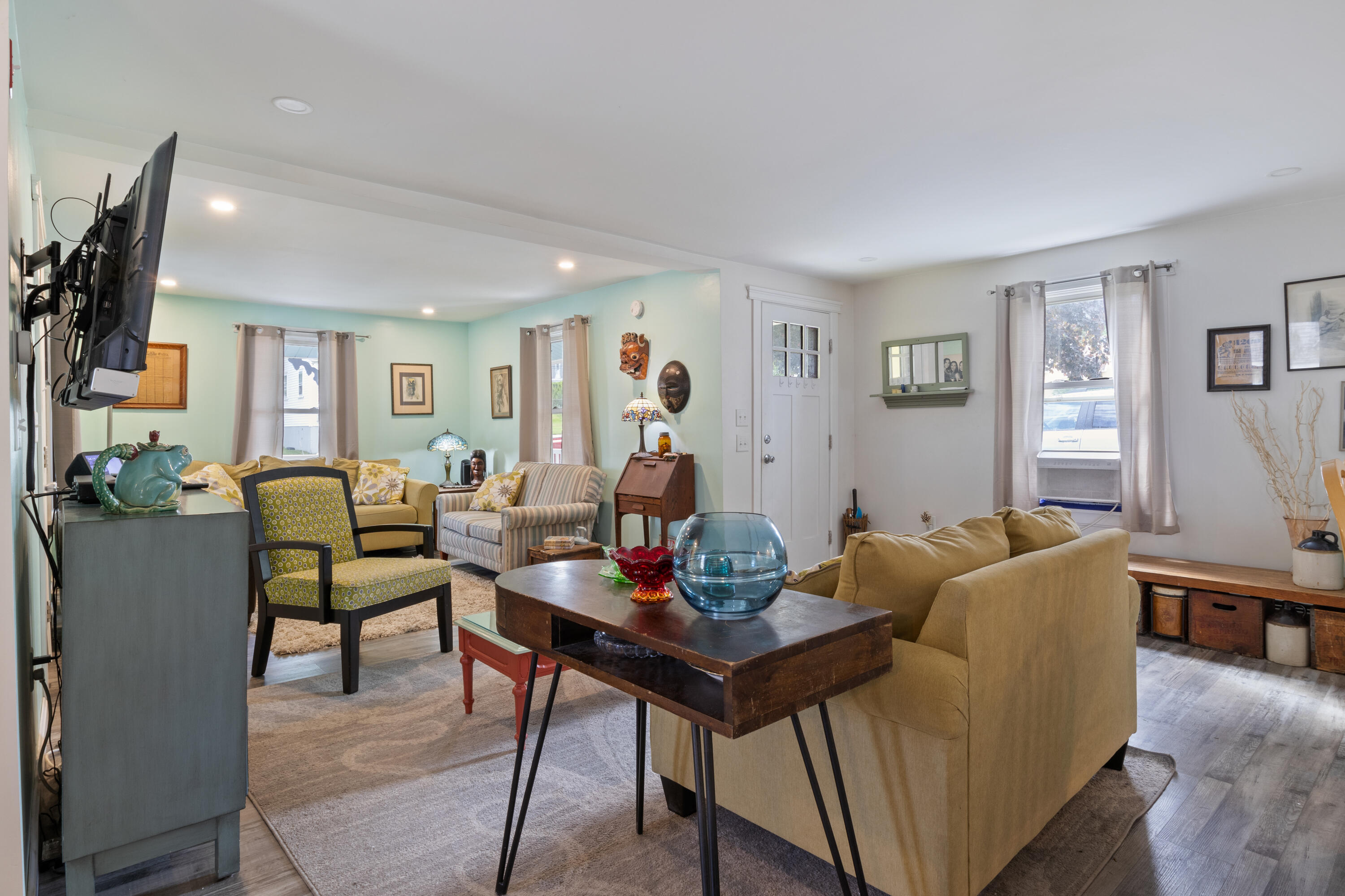 32 W W. Old Orchard Avenue Old Orchard Beach ME 04064