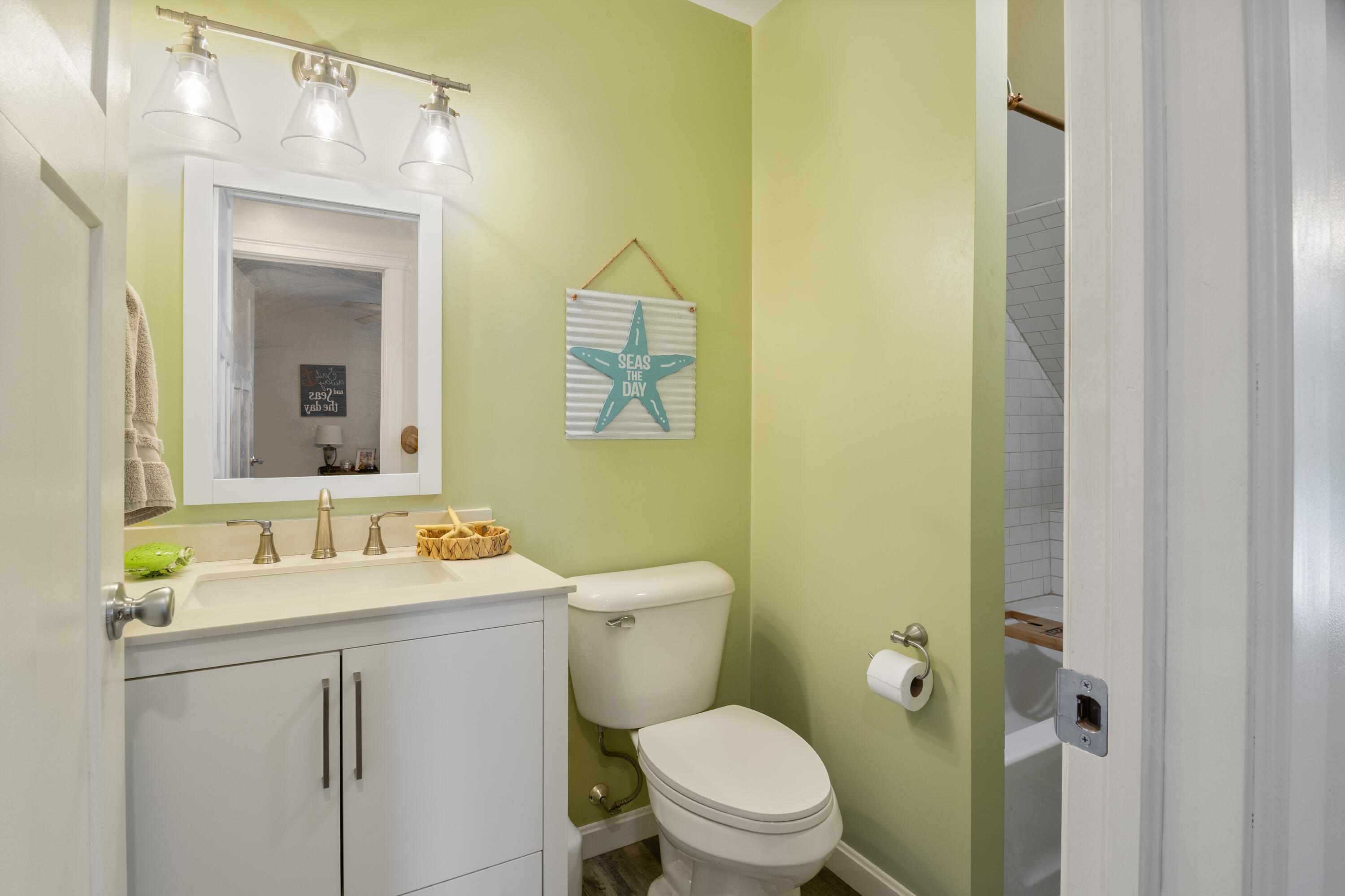 32 W W. Old Orchard Avenue Old Orchard Beach ME 04064