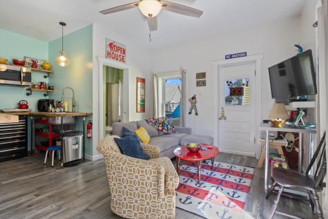 32 W W. Old Orchard Avenue Old Orchard Beach ME 04064