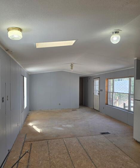 62 Squire Court Winthrop ME 04364