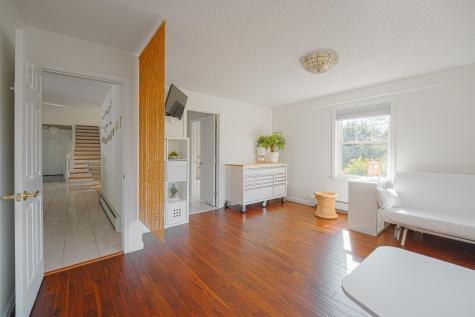 818 Forest Avenue Orono ME 04473