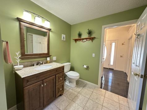 818 Forest Avenue Orono ME 04473