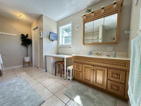 818 Forest Avenue Orono ME 04473