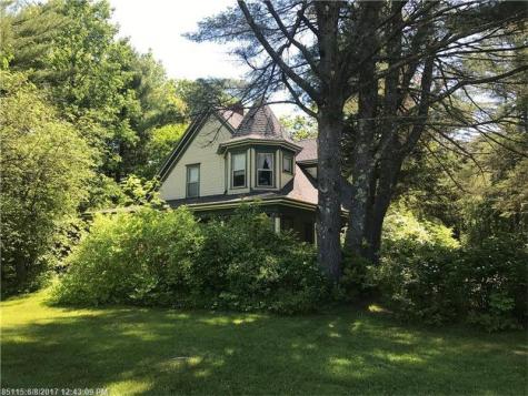 17 Holman Lane Norway ME 04268