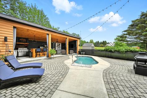 1277 Naples Road Harrison ME 04040