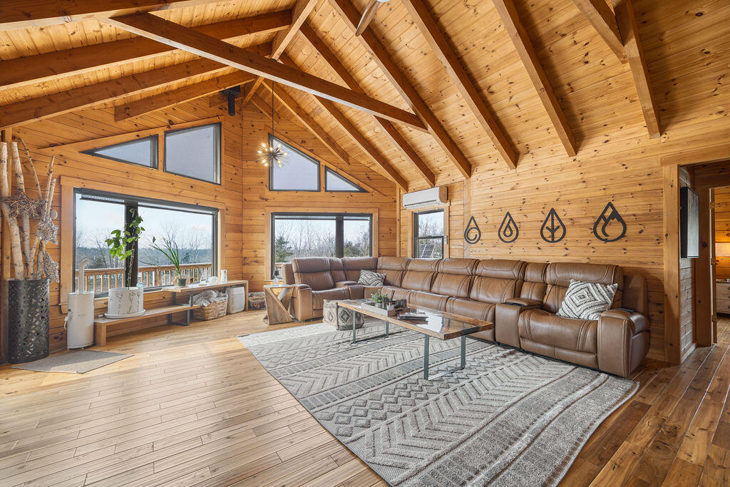 1277 Naples Road Harrison ME 04040