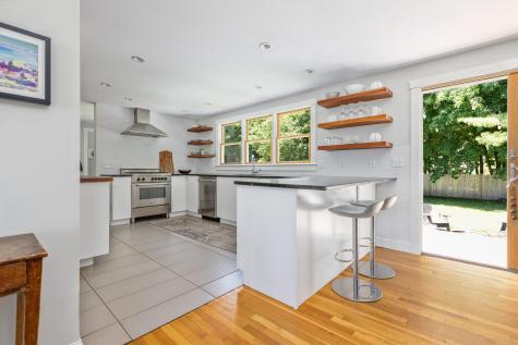 15 Sandy Brook Lane Yarmouth ME 04096