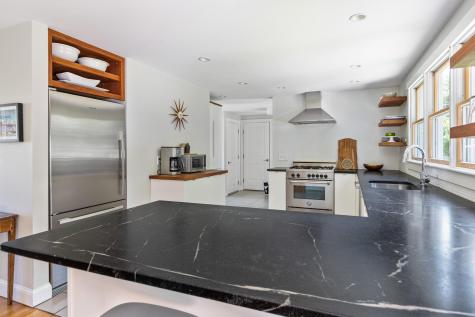 15 Sandy Brook Lane Yarmouth ME 04096