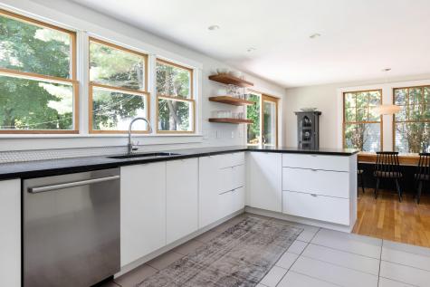 15 Sandy Brook Lane Yarmouth ME 04096