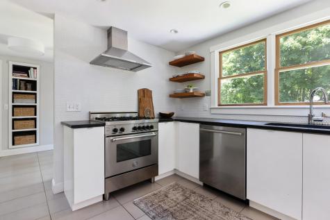 15 Sandy Brook Lane Yarmouth ME 04096