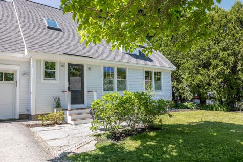 15 Sandy Brook Lane Yarmouth ME 04096