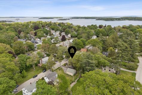 20 Elmwood Road Cape Elizabeth ME 04107