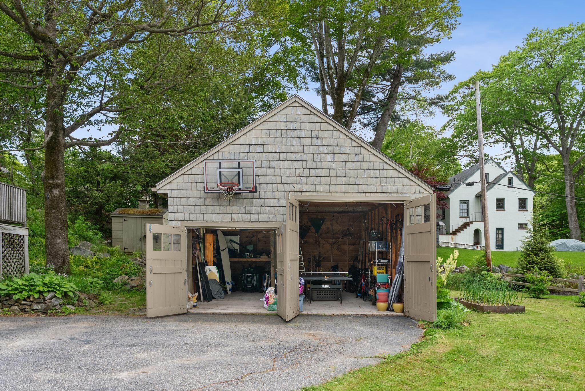 20 Elmwood Road Cape Elizabeth ME 04107