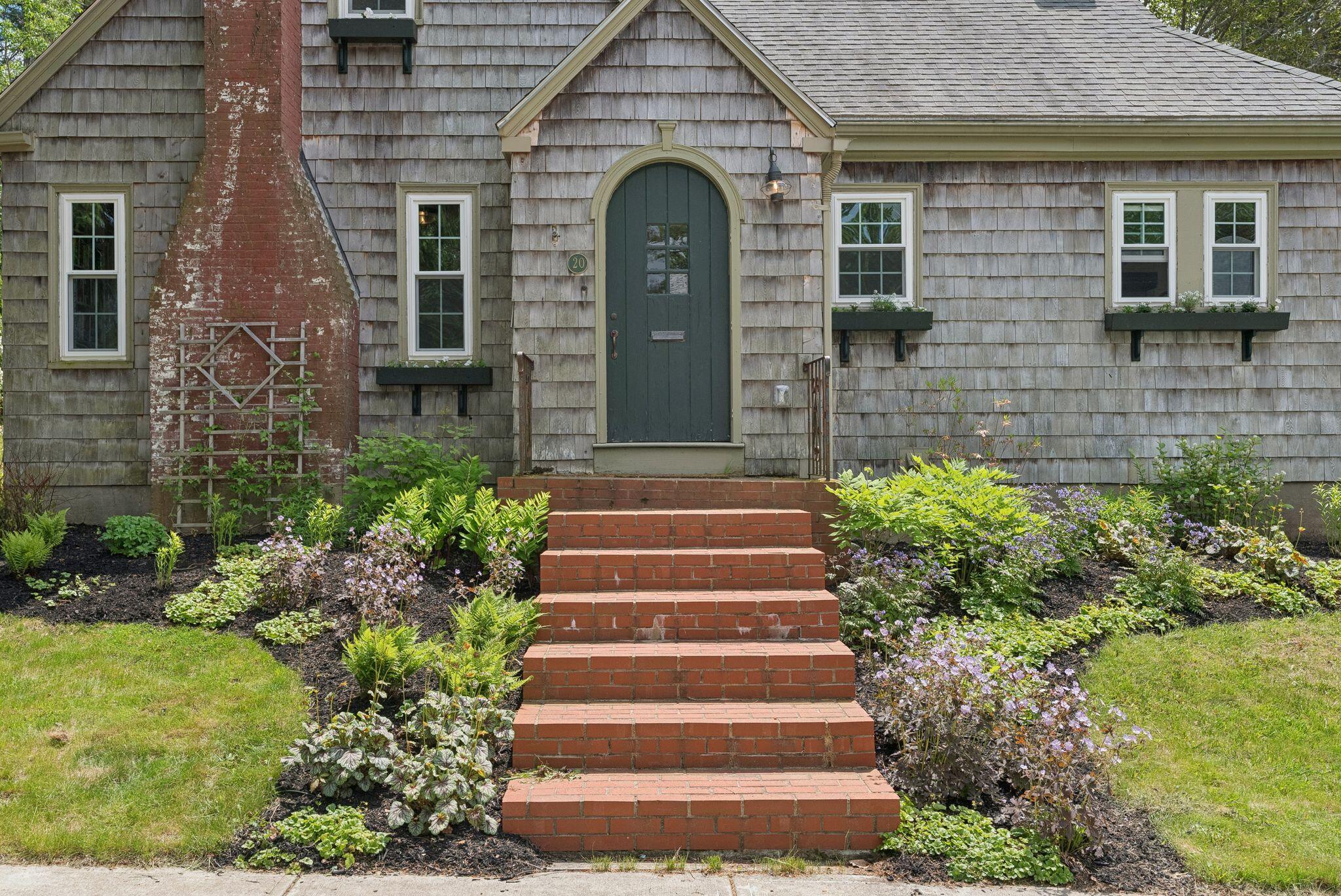 20 Elmwood Road Cape Elizabeth ME 04107