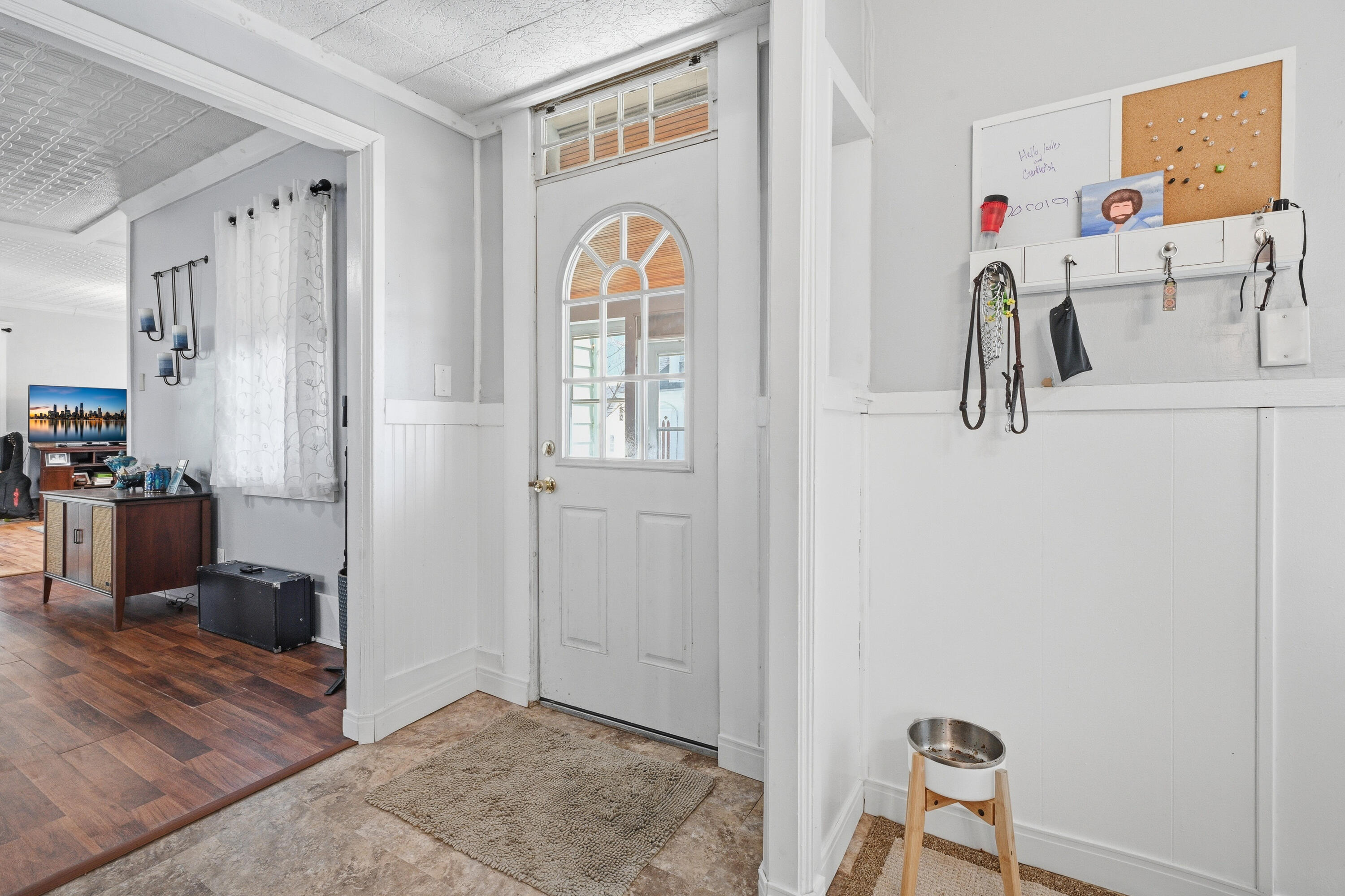 8 Baker Street Richmond ME 04357