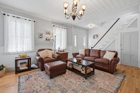 8 Baker Street Richmond ME 04357