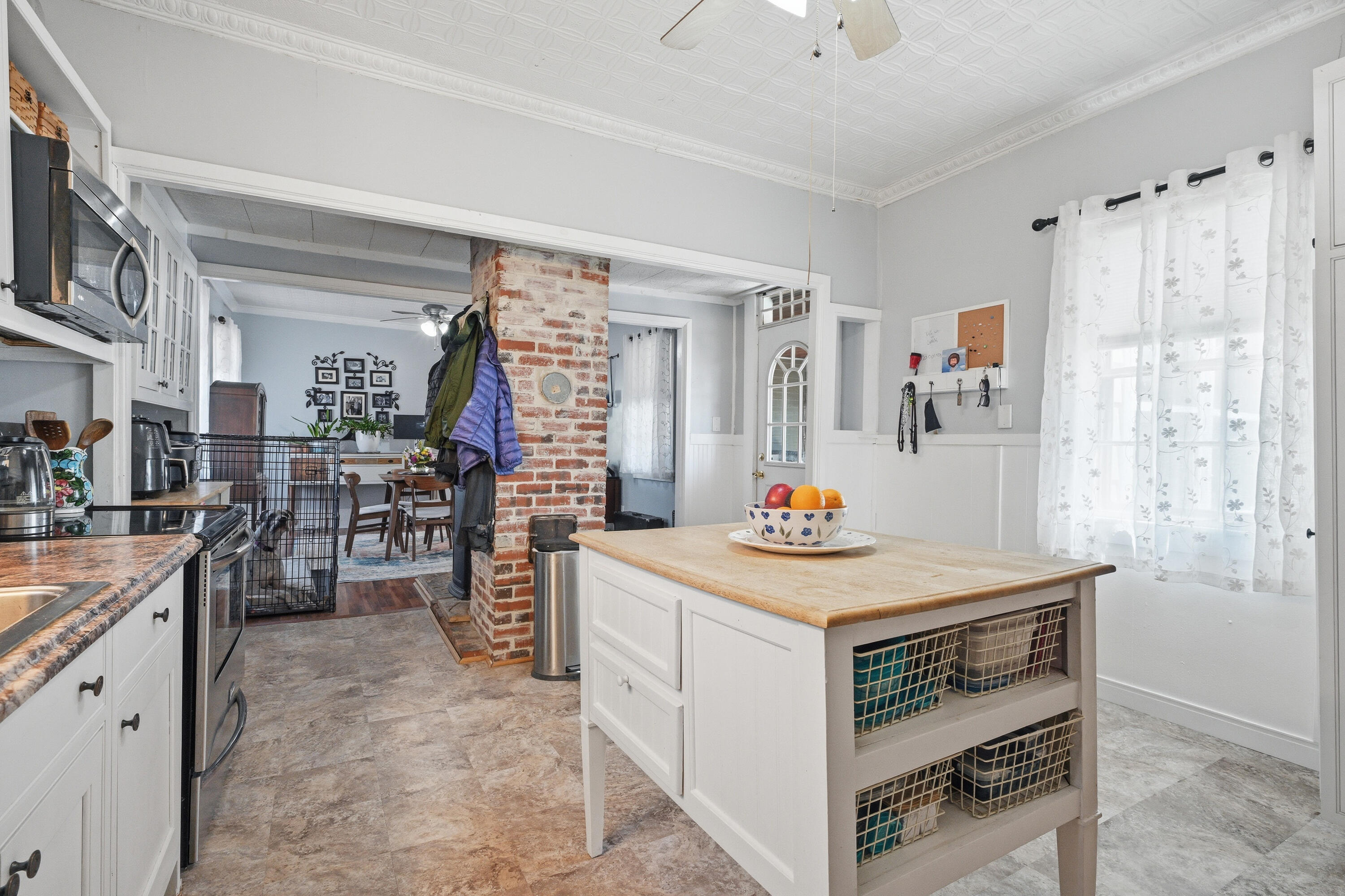 8 Baker Street Richmond ME 04357