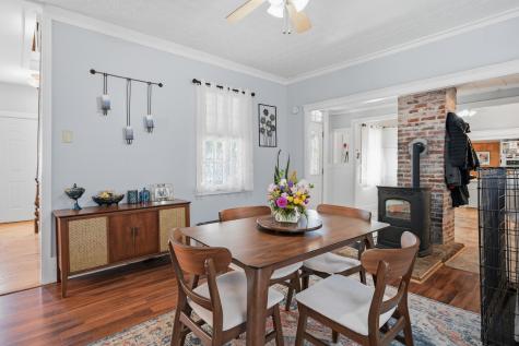 8 Baker Street Richmond ME 04357