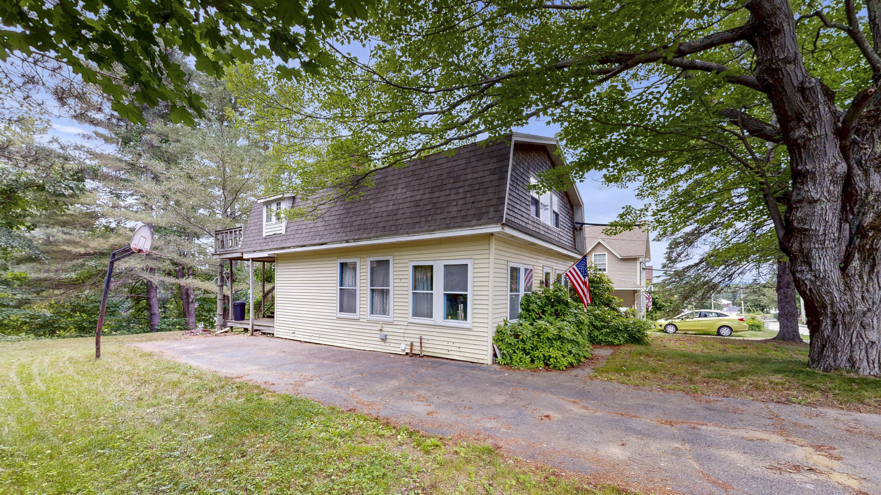 89 Pride Road Auburn ME 04210