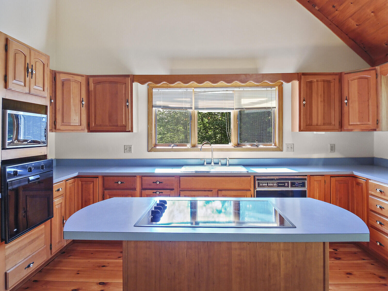 10 Michael Street Farmingdale ME 04344