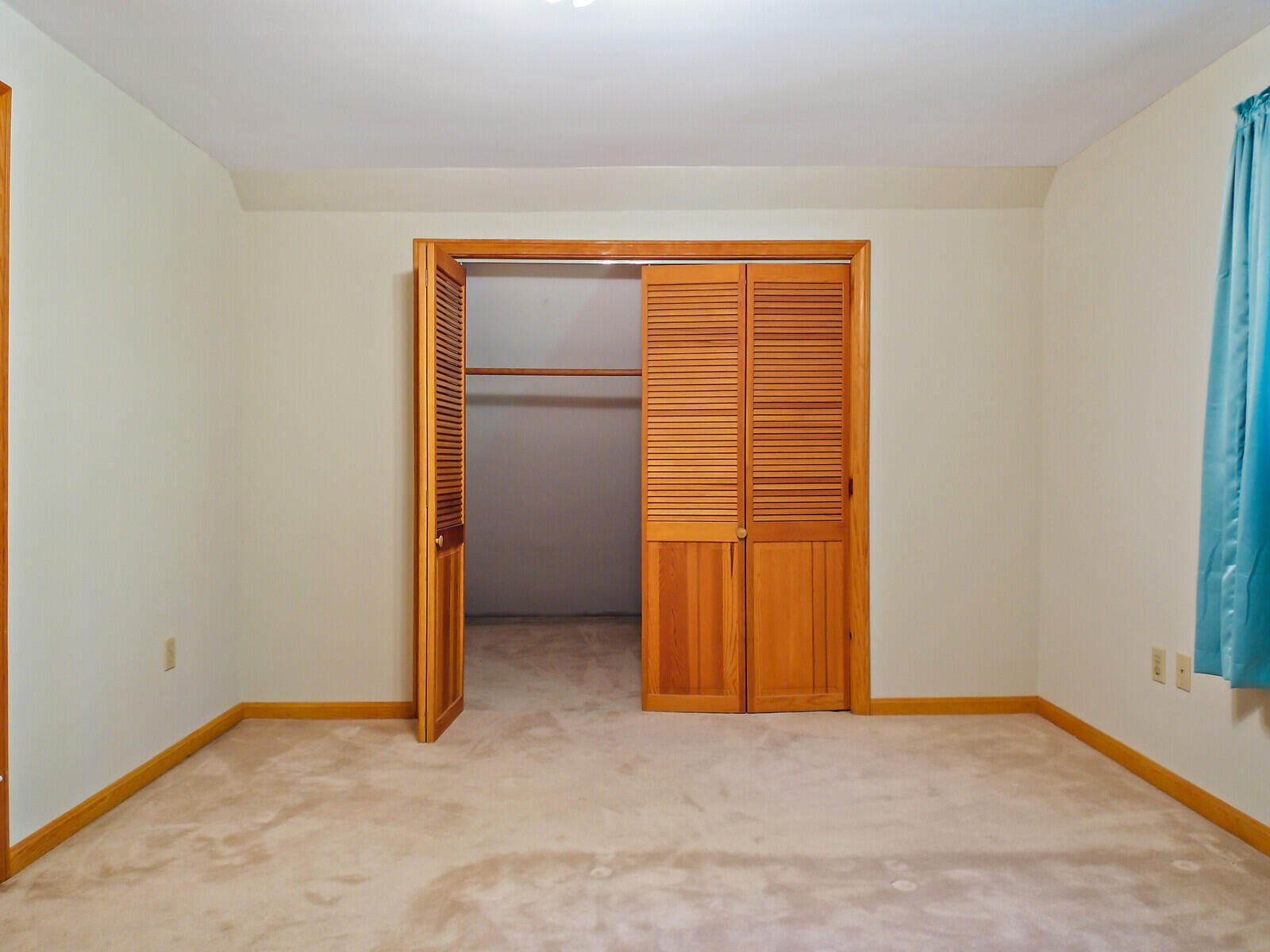 10 Michael Street Farmingdale ME 04344