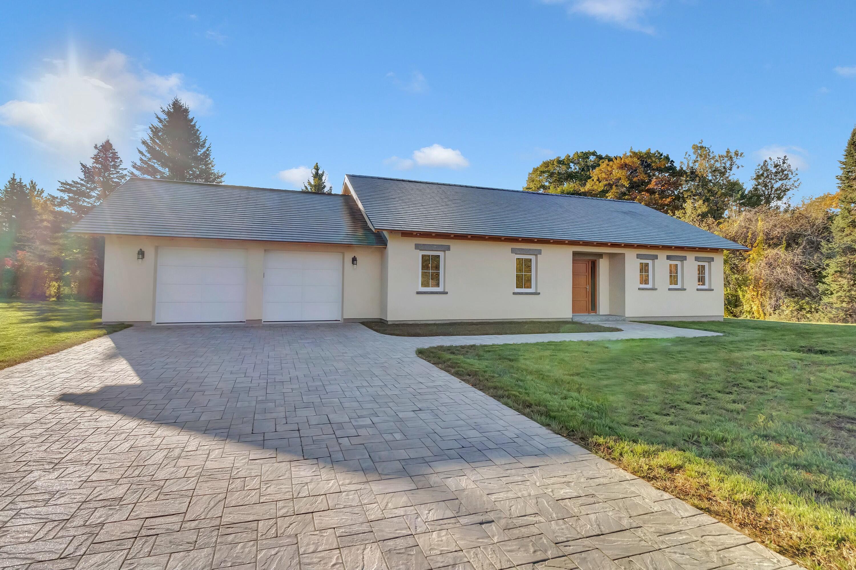 7 Meadow Lane Arundel ME 04046