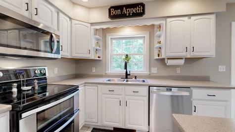 31 Pond Ridge Drive Lewiston ME 04240