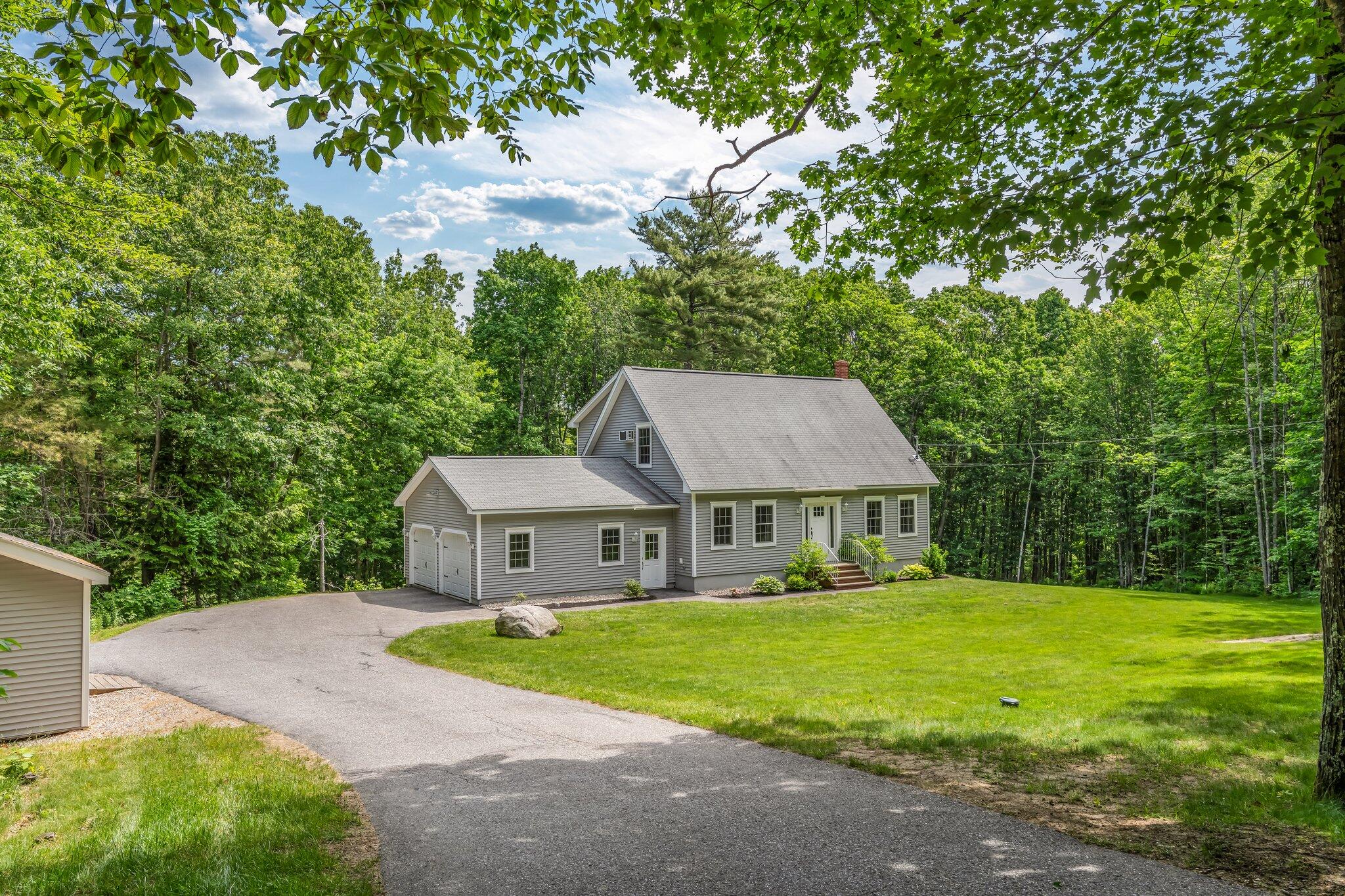 31 Pond Ridge Drive Lewiston ME 04240