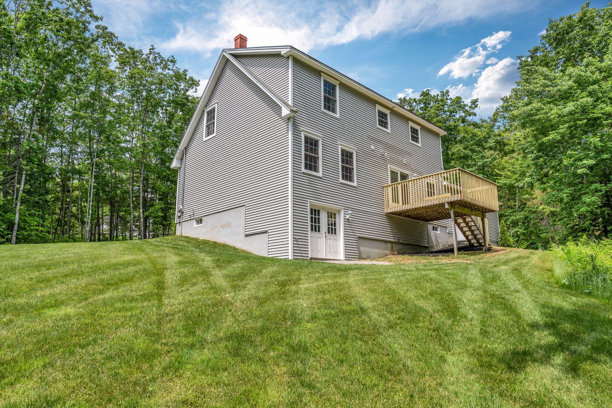 31 Pond Ridge Drive Lewiston ME 04240
