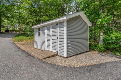 31 Pond Ridge Drive Lewiston ME 04240