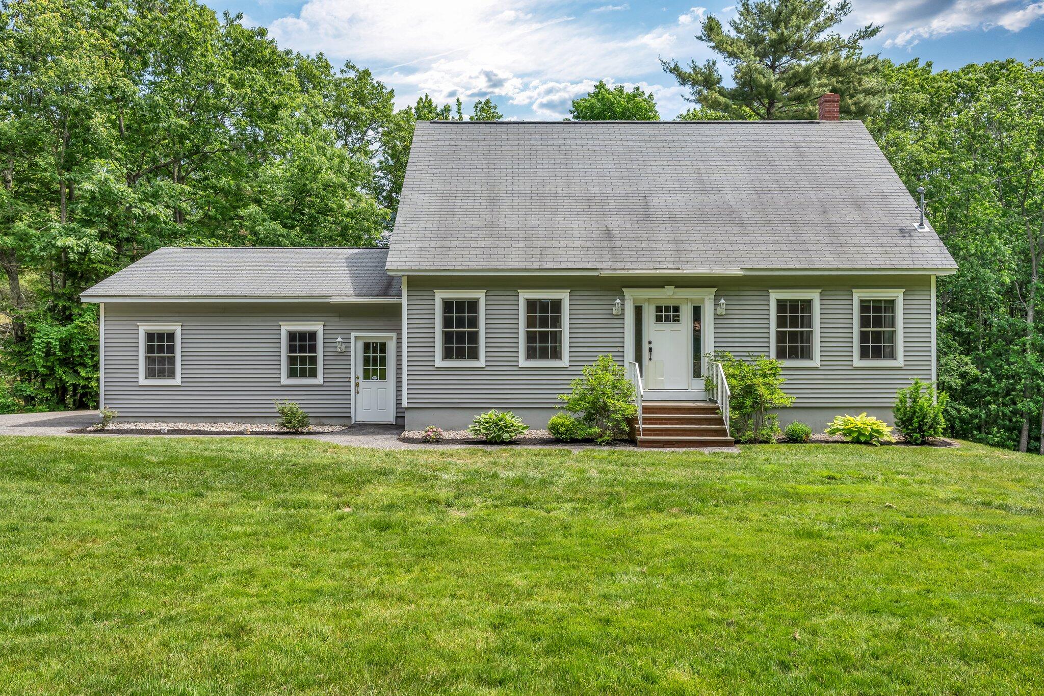 31 Pond Ridge Drive Lewiston ME 04240