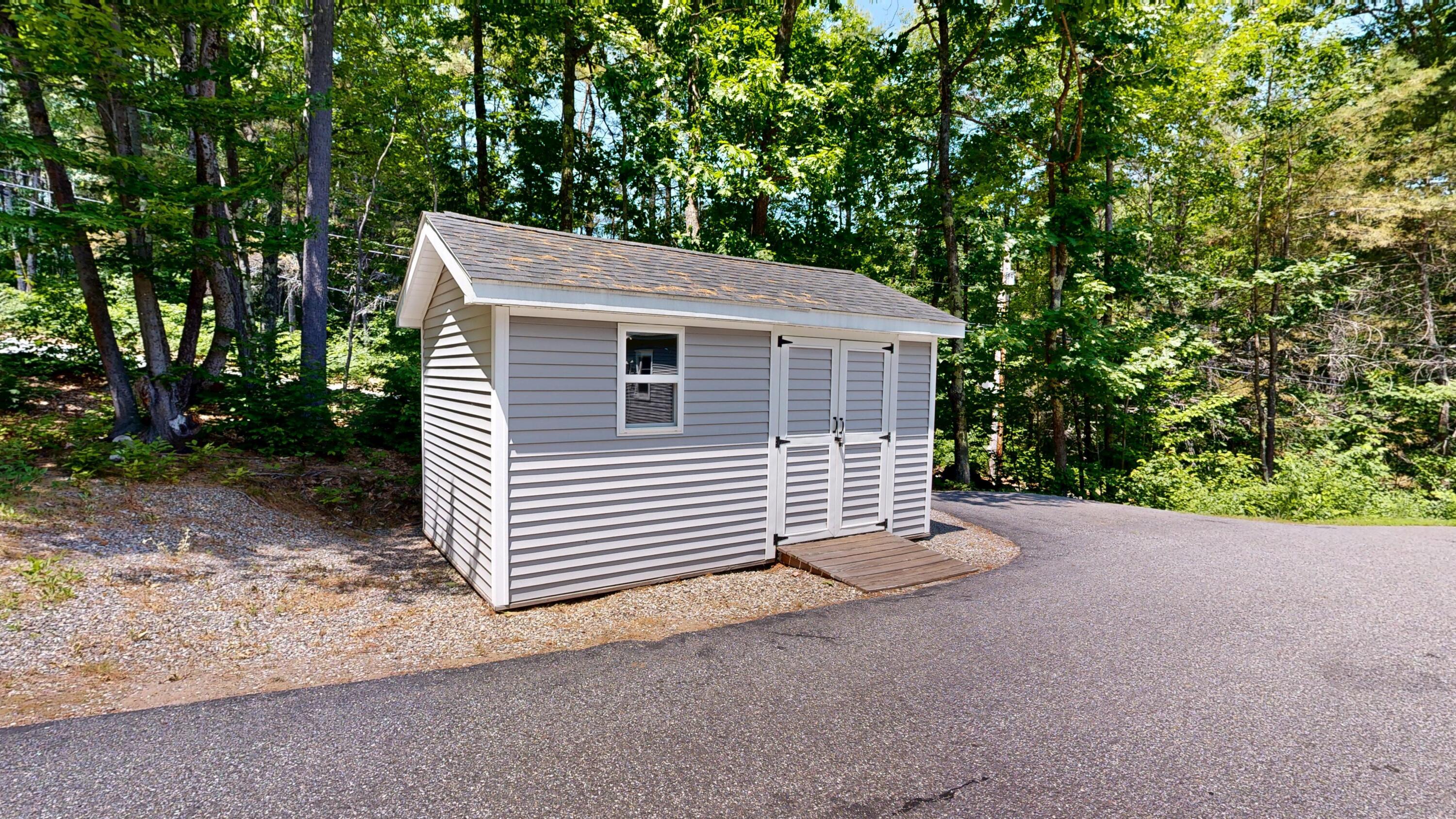 31 Pond Ridge Drive Lewiston ME 04240