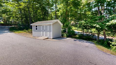 31 Pond Ridge Drive Lewiston ME 04240