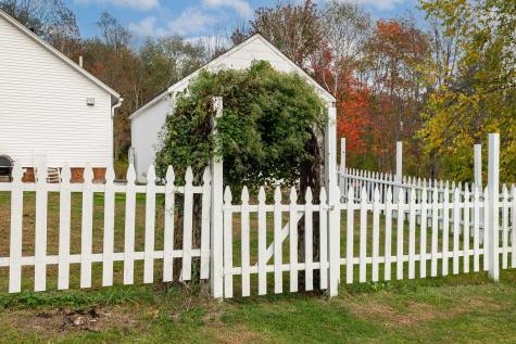 5 Gowen Lane York ME 03909