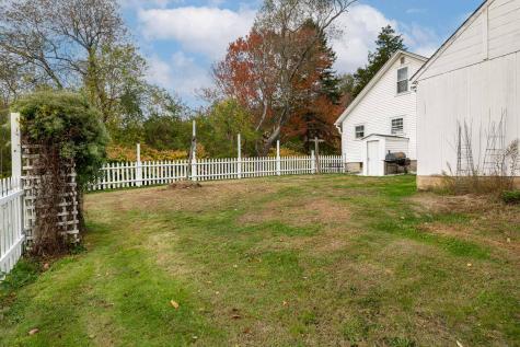 5 Gowen Lane York ME 03909