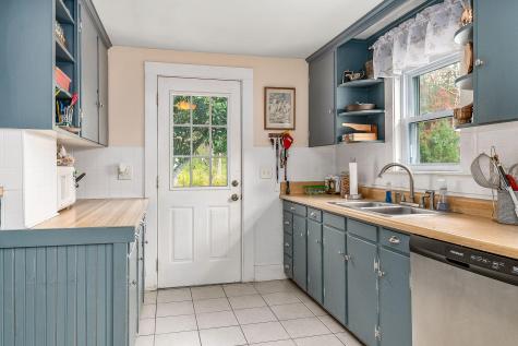 5 Gowen Lane York ME 03909