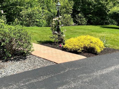 42 Caslyn Drive Eliot ME 03903