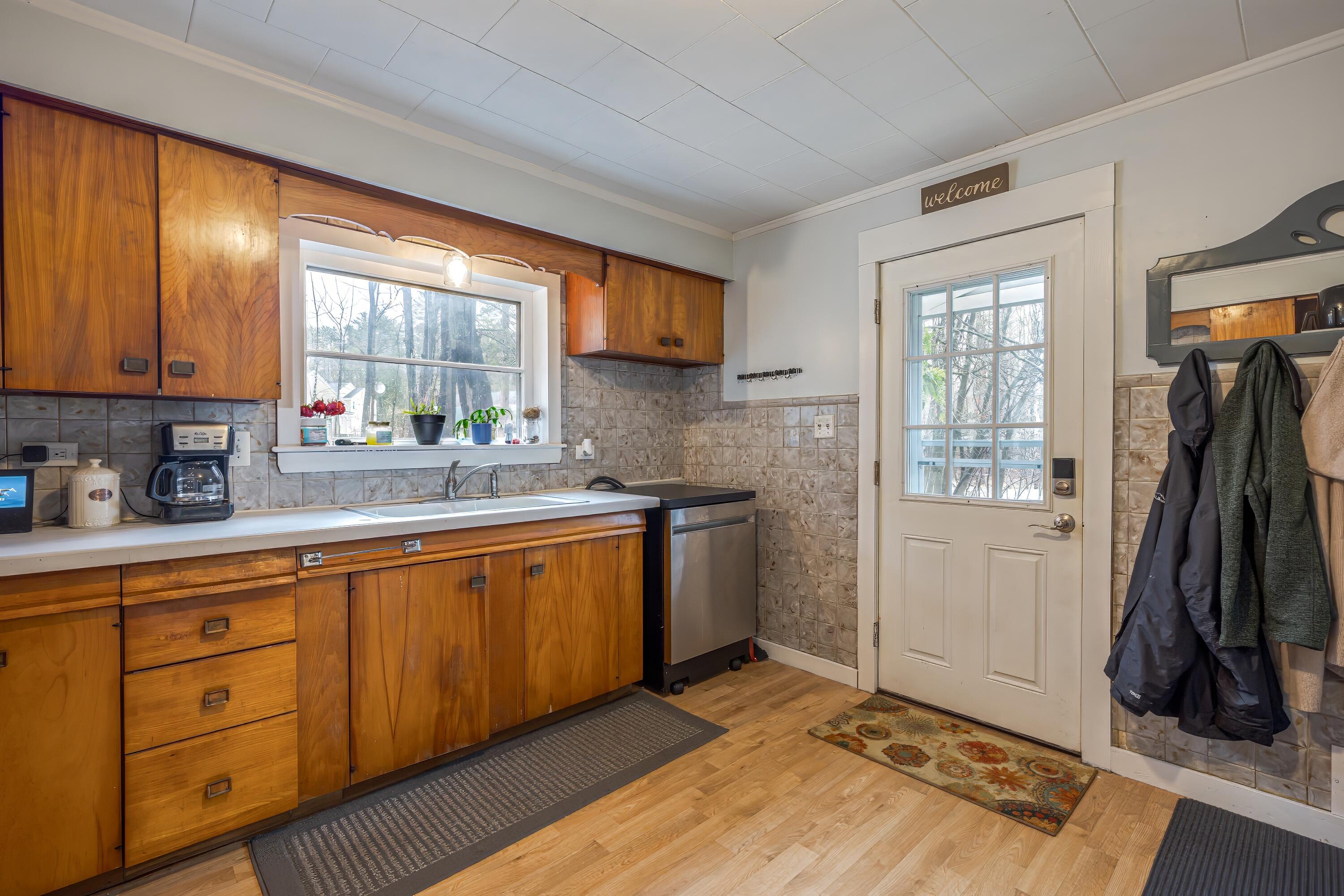 20 Abbott Street Old Town ME 04468