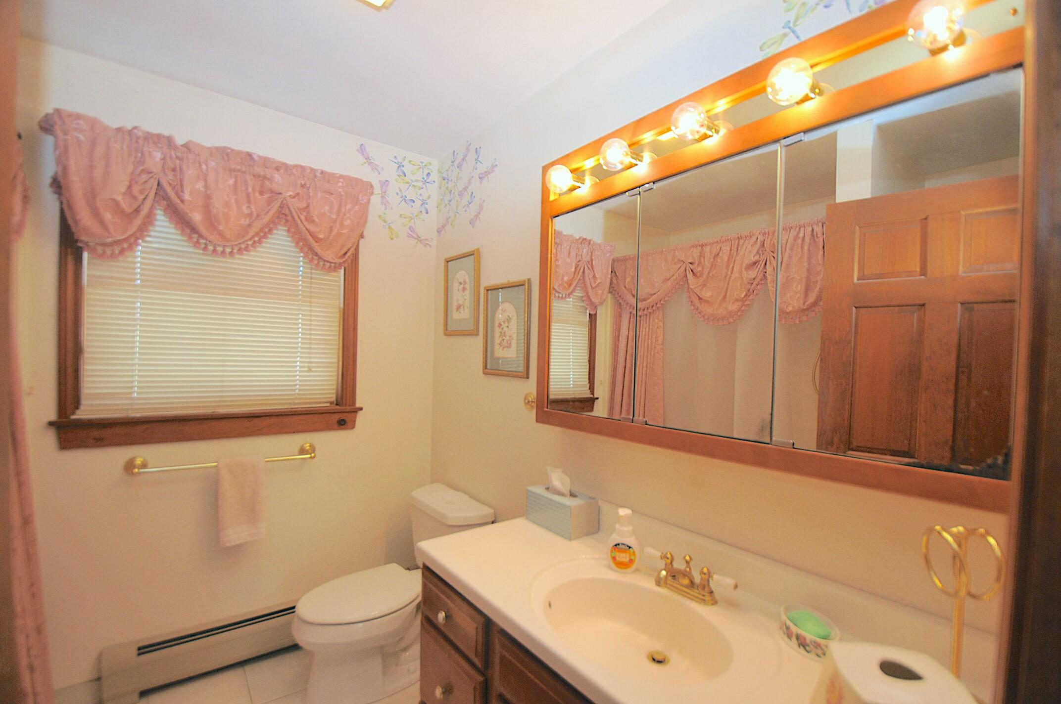 8 Silver Ridge Veazie ME 04401