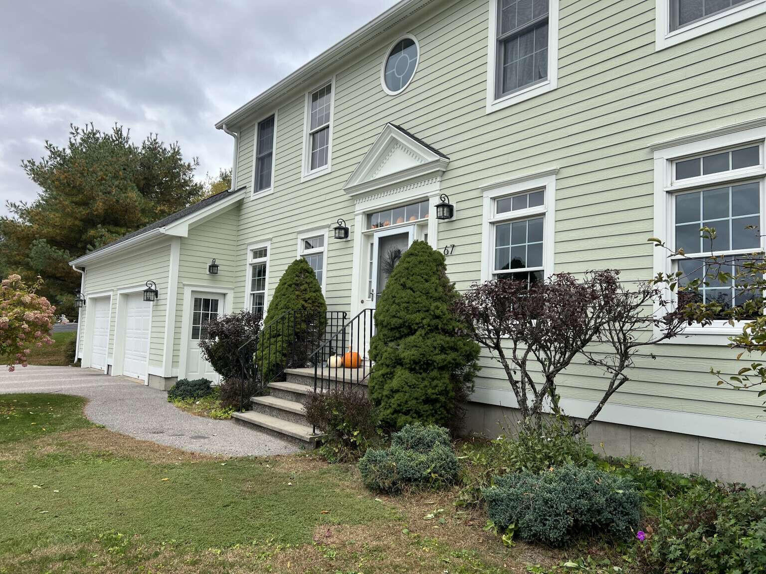 67 Amberley Way Auburn ME 04210