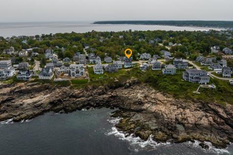 114 Broadway York ME 03909