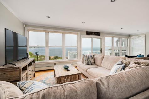 114 Broadway York ME 03909