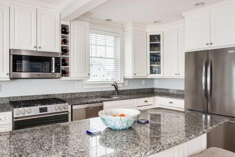 114 Broadway York ME 03909