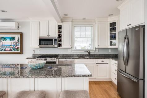 114 Broadway York ME 03909