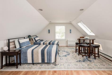 114 Broadway York ME 03909