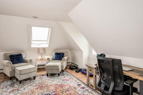 114 Broadway York ME 03909