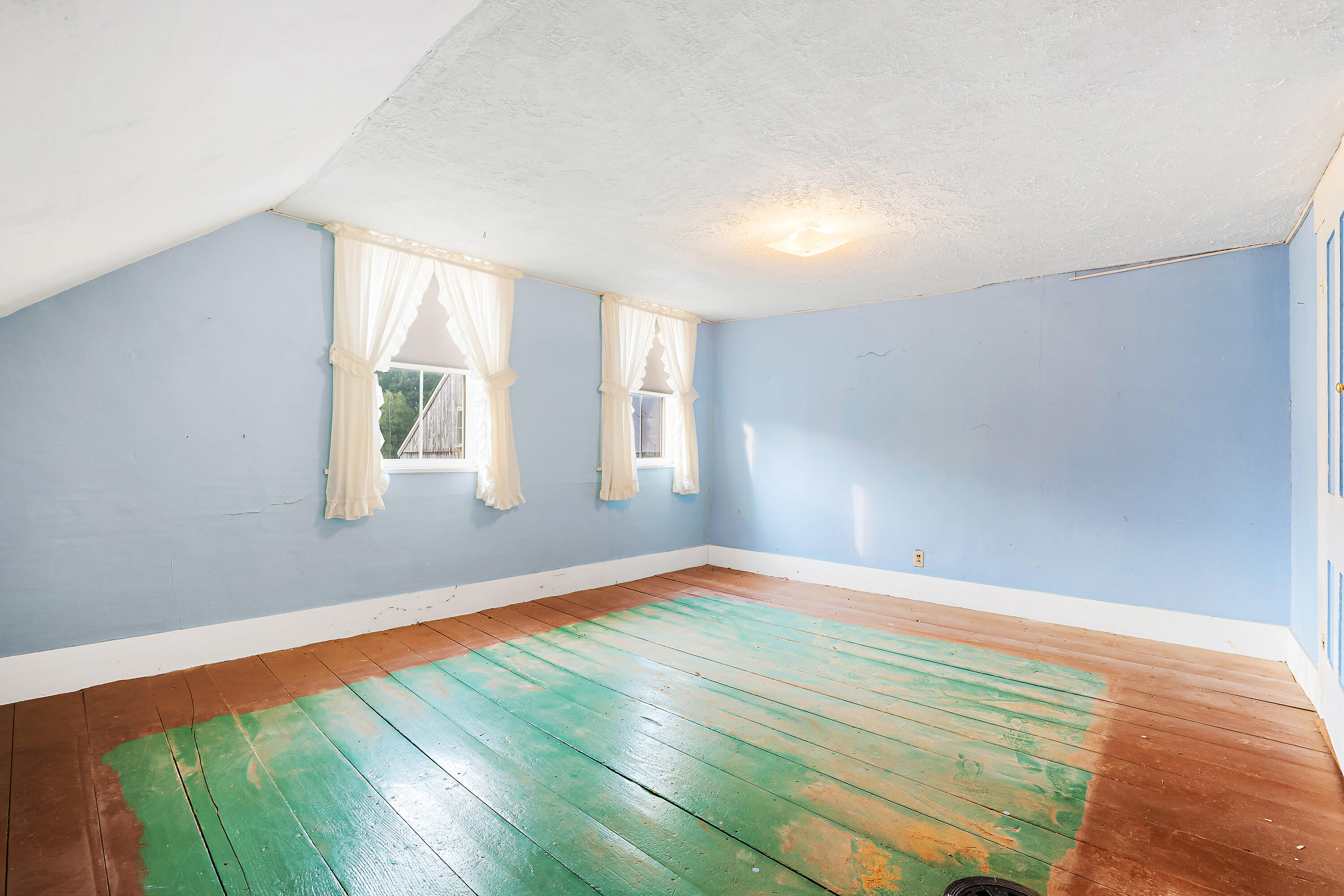 692 Morrells Mill Road North Berwick ME 03906