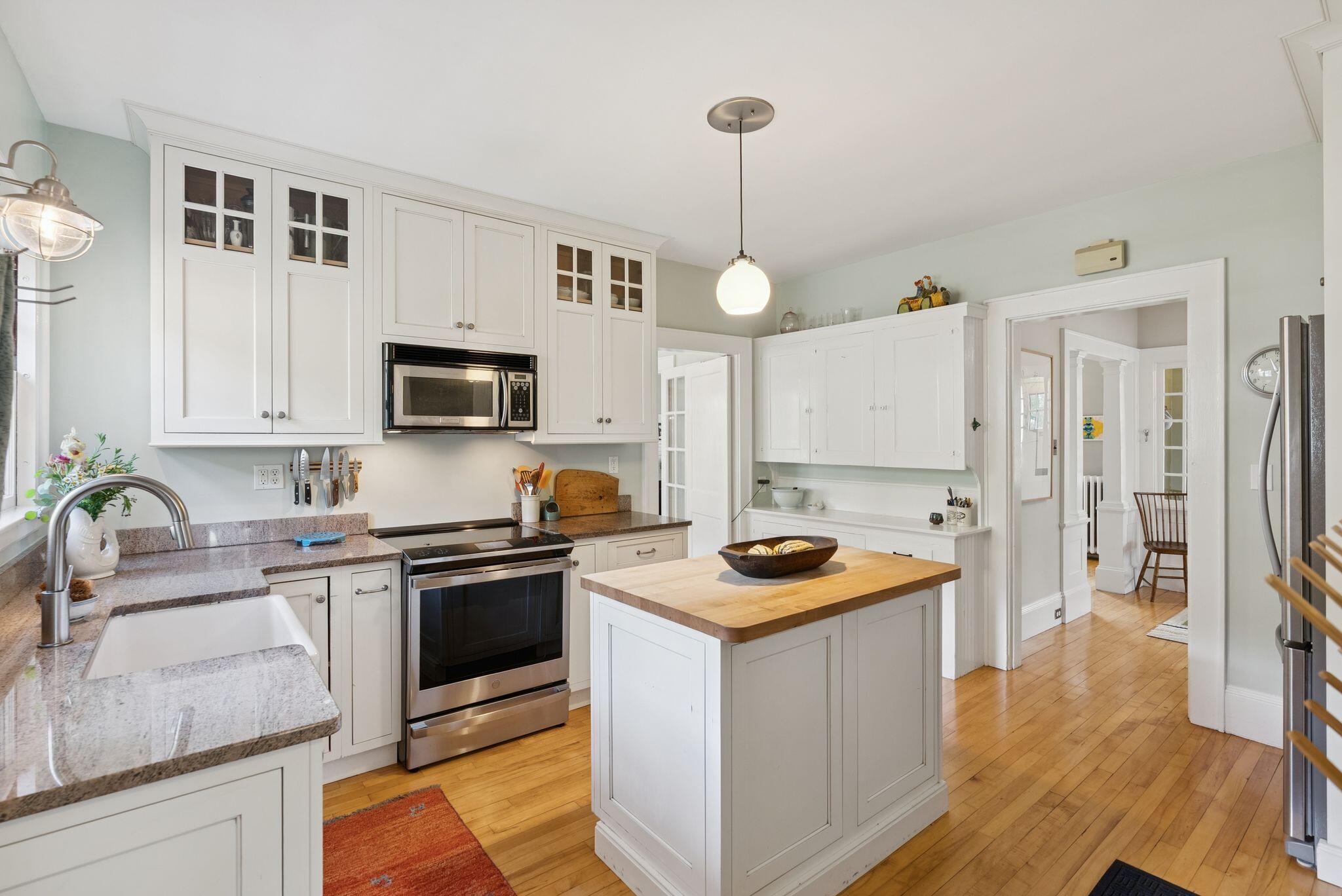 89 Clinton Street Portland ME 04103