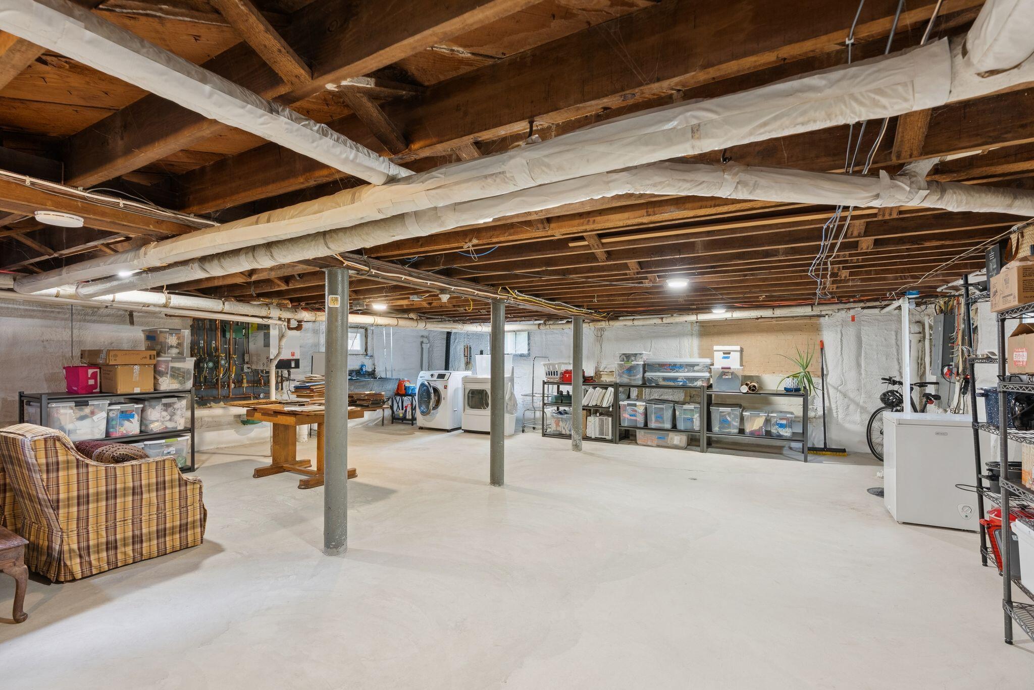 89 Clinton Street Portland ME 04103